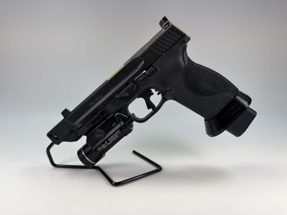 UPGRADED! Smith & Wesson M&P 2.0 Pro Series C.O.R.E. w/ Comp, Light, ETC -img-1