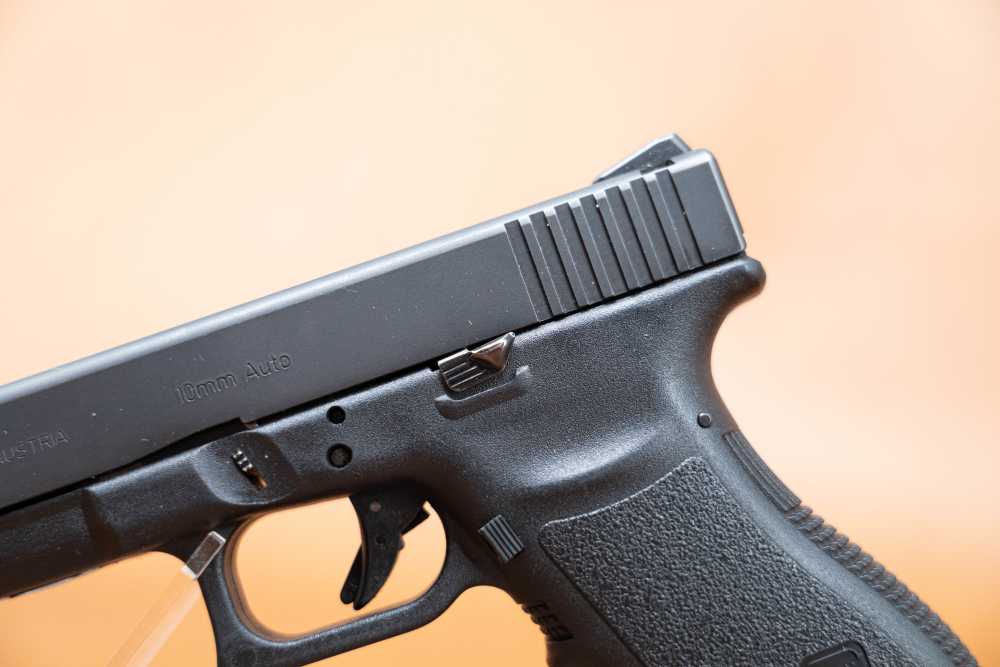 Glock 20 Gen 3 - 10mm Auto - Austrian Made - .01/NR-img-3