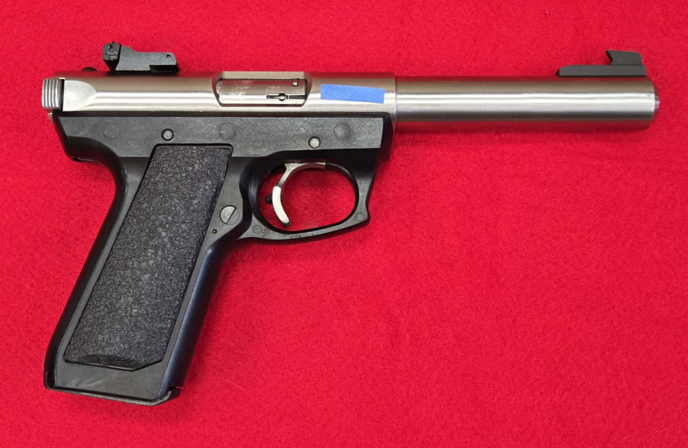 Ruger Mark II 22/45, 5.5" BBL, Stainless, Rubber Grips, 1x10 Mag, 1998 MFG-img-1