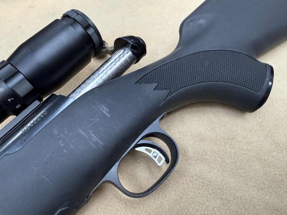 Savage 10ML II .50 Cal Smokeless Bushnell Banner Great Condition-img-10