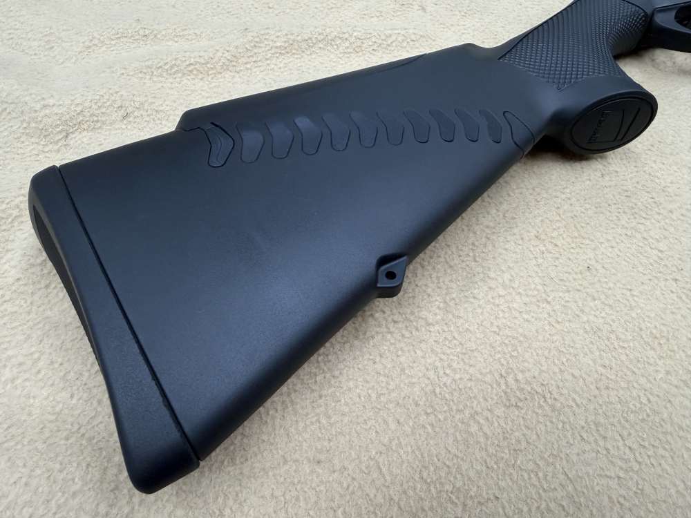 Benelli R1 .300 WSM 24" With Case Great Condition -img-2