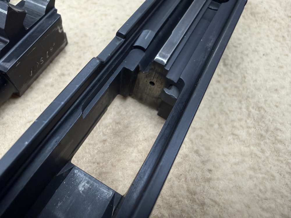 Sig Sauer P239 .40SW 239M-40 GREAT Condition 5 Mags Box-img-13