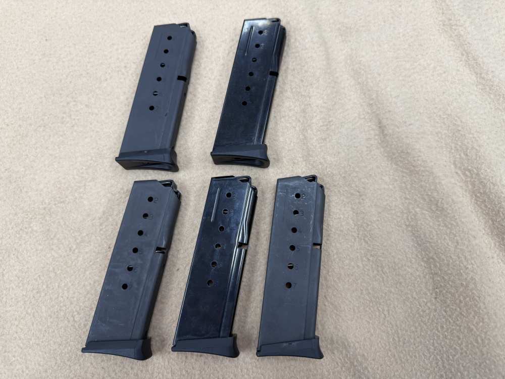 Sig Sauer P239 .40SW 239M-40 GREAT Condition 5 Mags Box-img-5