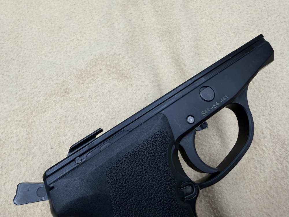 Sig Sauer P239 .40SW 239M-40 GREAT Condition 5 Mags Box-img-16
