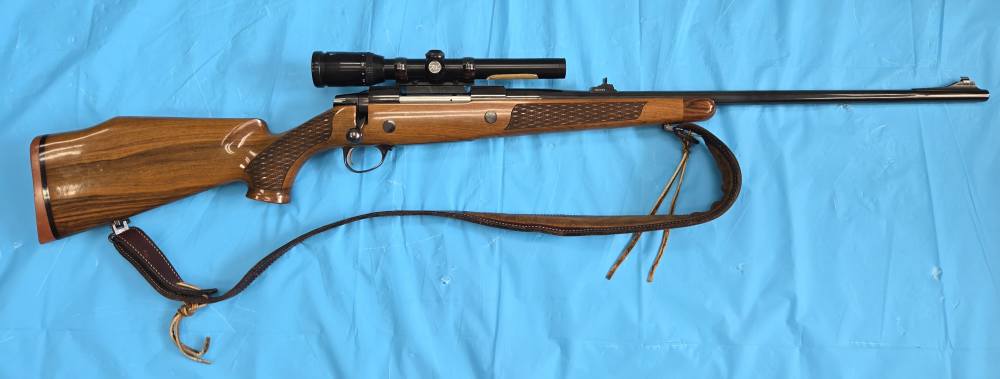 Sako AV Deluxe, .338 Win Mag, 24" BBL, Zeiss Diavari-C 1.5-4.5x18-img-0