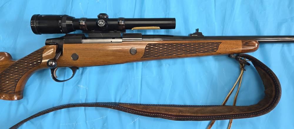 Sako AV Deluxe, .338 Win Mag, 24" BBL, Zeiss Diavari-C 1.5-4.5x18-img-2