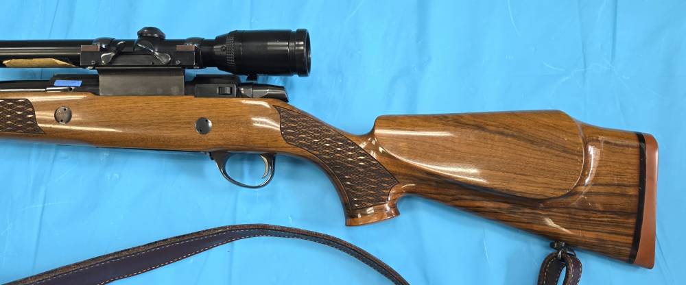 Sako AV Deluxe, .338 Win Mag, 24" BBL, Zeiss Diavari-C 1.5-4.5x18-img-5