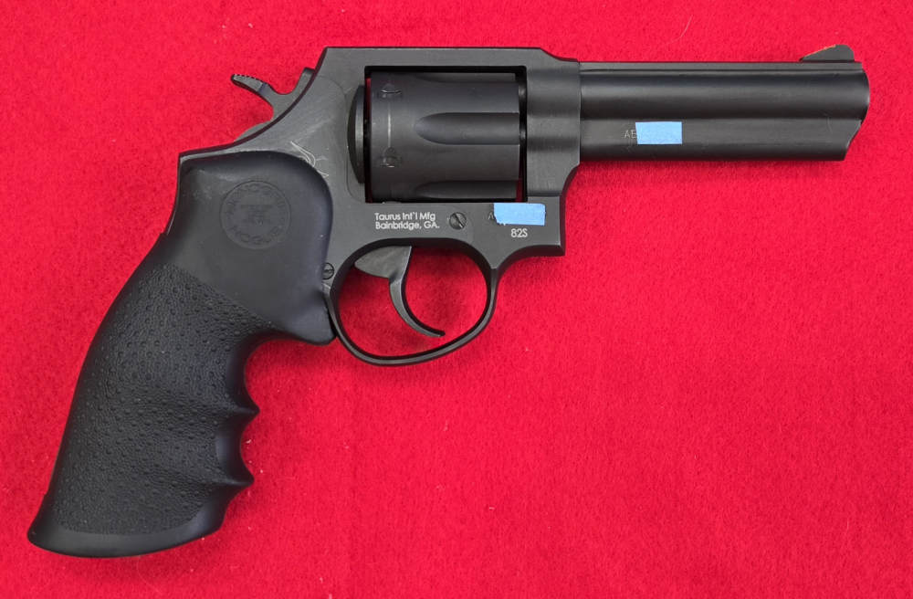 Taurus Model 82S, .38 Spl +P, 4" BBL, Matte Black Oxide Finish-img-1