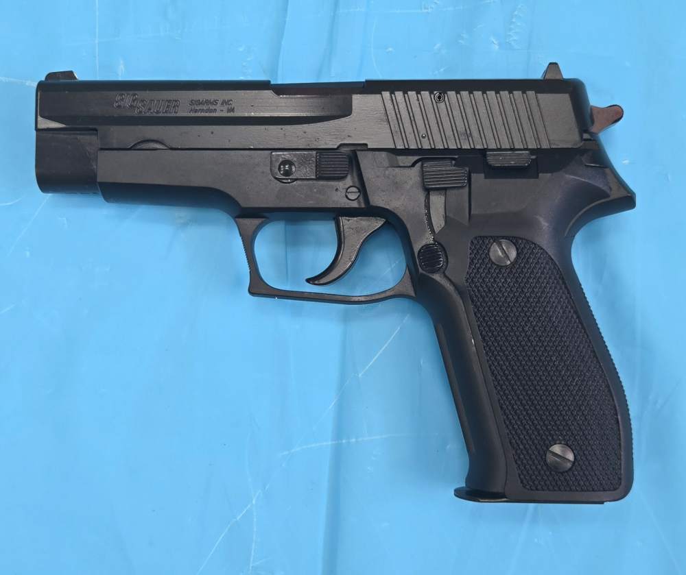 Sig Sauer P226, 9mm, West Germany, 1987 MFG, 1x15 Magazne-img-0