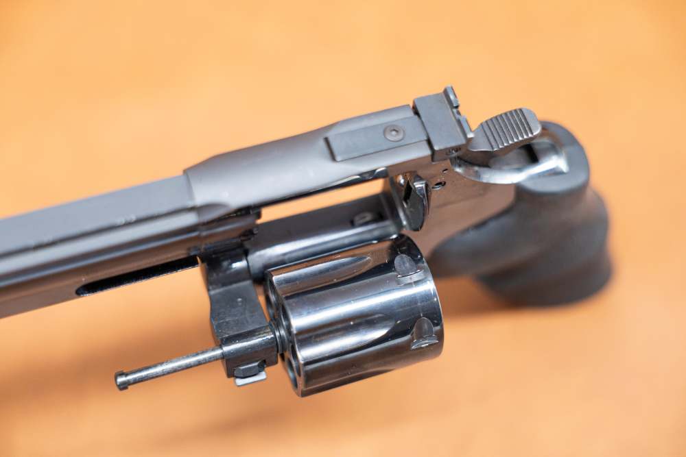 Dan Wesson Model 15 - .357 Magnum - 6" Vent Heavy Barrel - .01/NR-img-25
