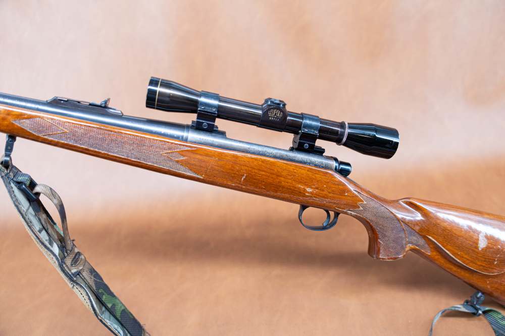 Remington Model 700 - 7mm Rem Mag - Vintage Leupold M8-4x-img-0