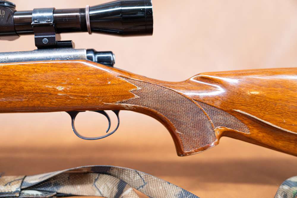 Remington Model 700 - 7mm Rem Mag - Vintage Leupold M8-4x-img-30