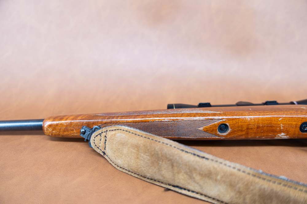 Remington Model 700 - 7mm Rem Mag - Vintage Leupold M8-4x-img-33