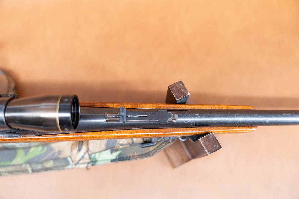 Remington Model 700 - 7mm Rem Mag - Vintage Leupold M8-4x-img-19