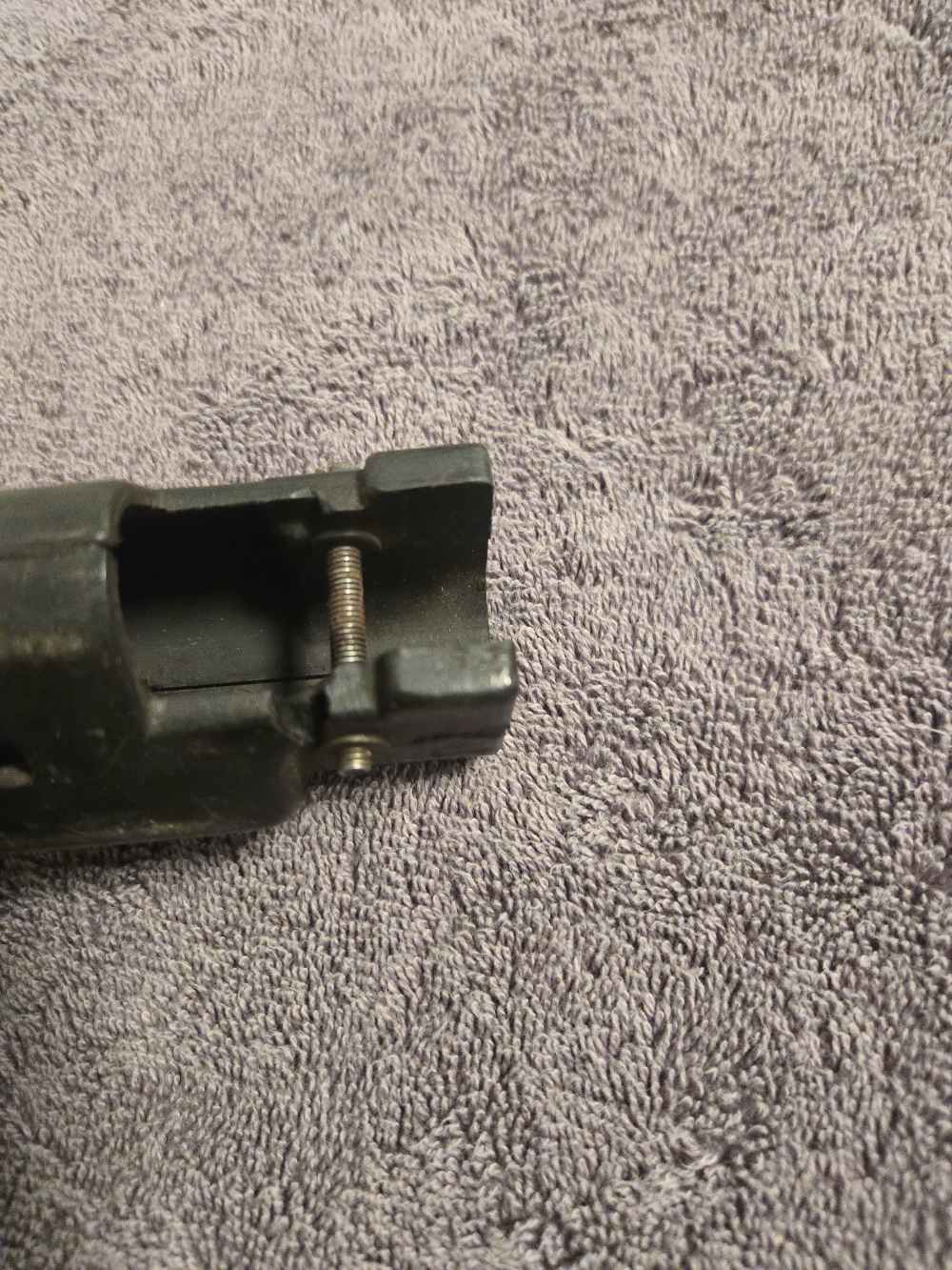 Rhodesian made  fn fal hand guard. R1-img-4