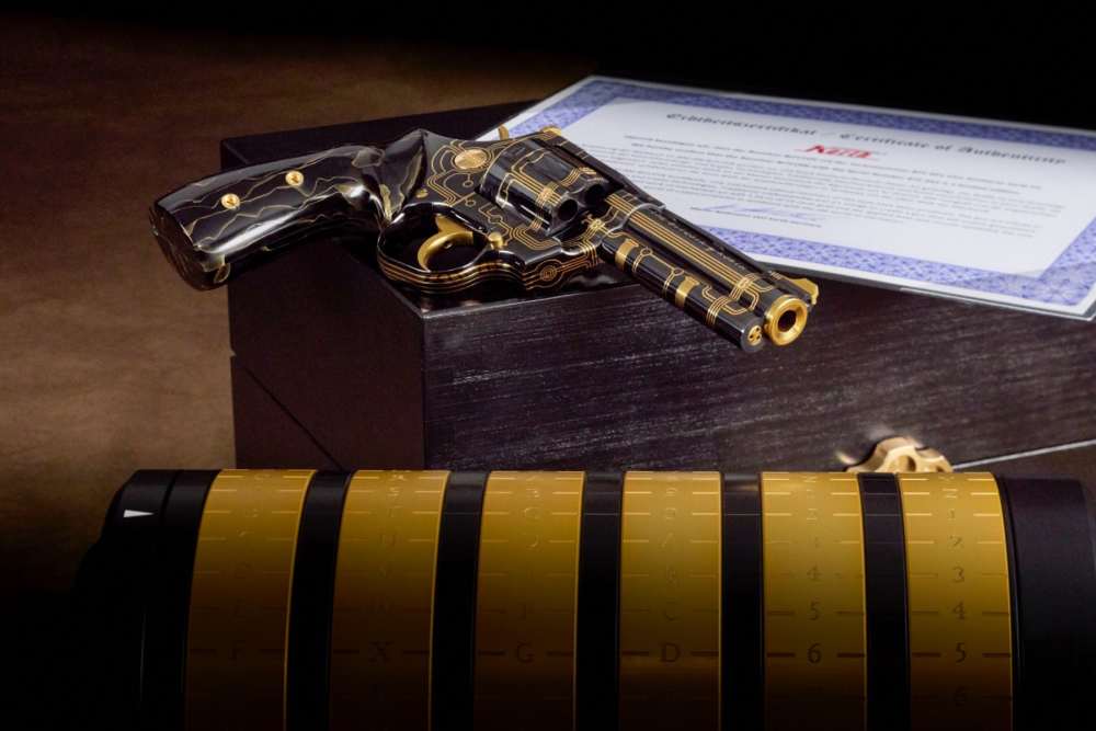 Nighthawk Custom Sandhawk 9 & Korth Bitcoin .357 Magnum Revolver 24kt Gold-img-4