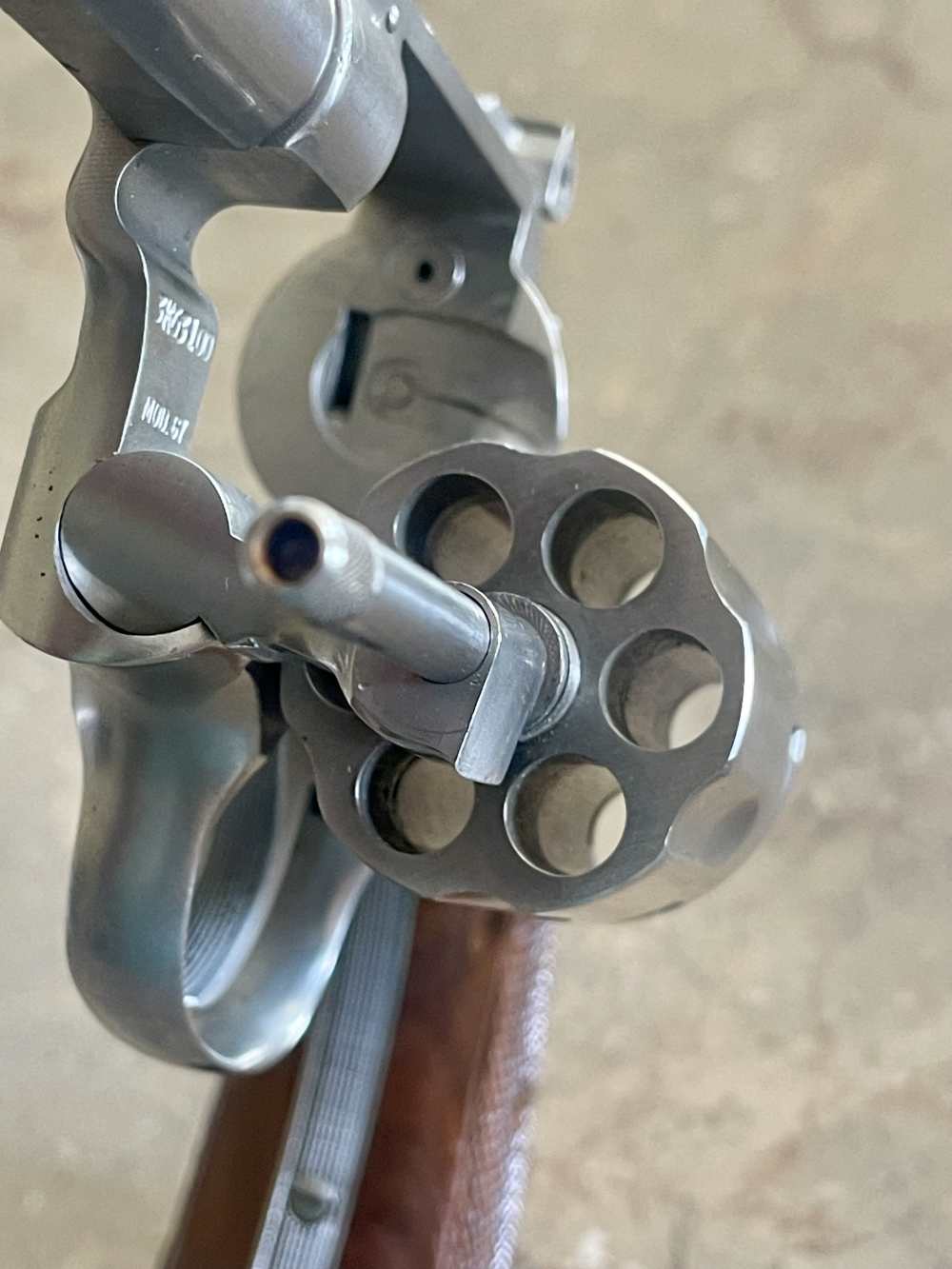 Smith and Wesson Model 67 no dash-img-5