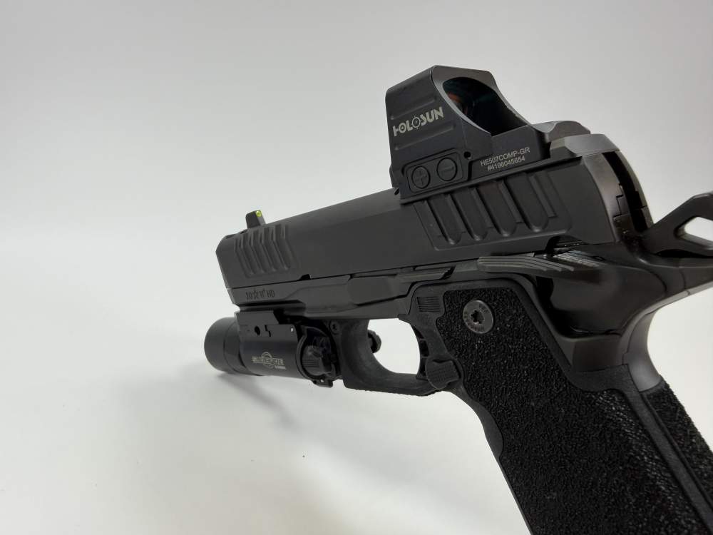 LIKE NEW! Staccato HD P4 2011 w/ COMP, Surefire, Holosun, +3 mags, ETC-img-14