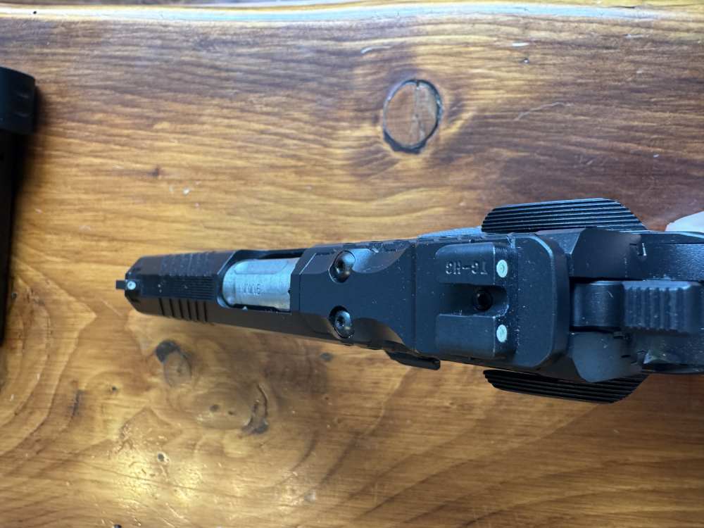 Kimber KDS9C with rail 9MM -img-2