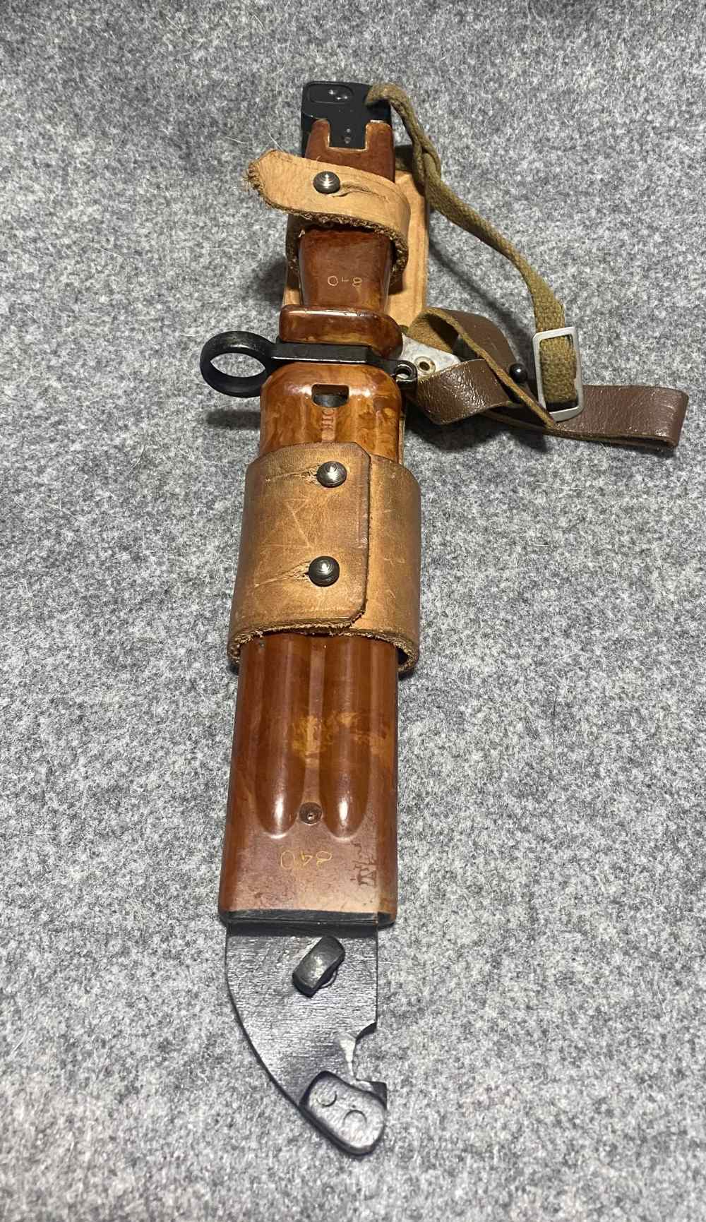 Russian AK Bakelite Bayonet Matching w/Leather frog Izzy Izhmash Izhvesk -img-5