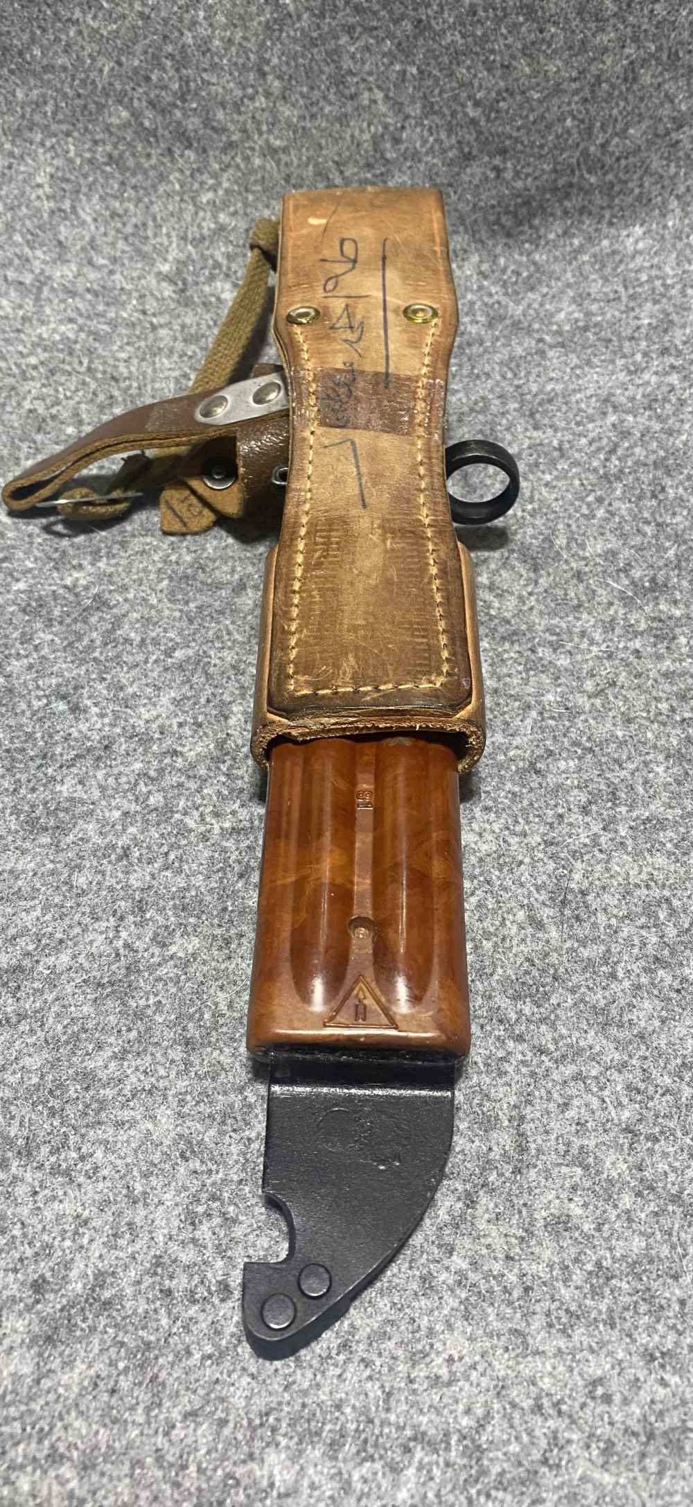 Russian AK Bakelite Bayonet Matching w/Leather frog Izzy Izhmash Izhvesk -img-6