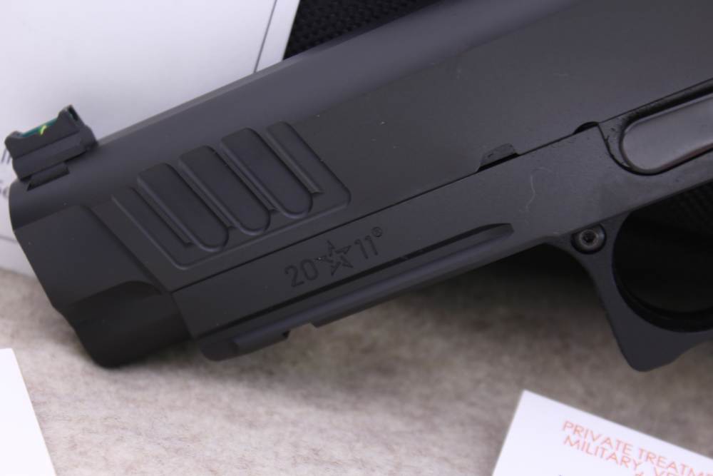 Staccato P 9mm/4.4" 2x17rd Mags Soft Case Target Aimpoint Acro Mint! STI -img-8