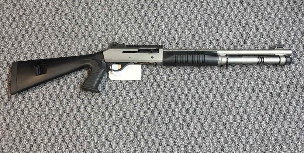 Benelli M4 Tactical 12ga semi shotgun preowned excellent condition -img-0