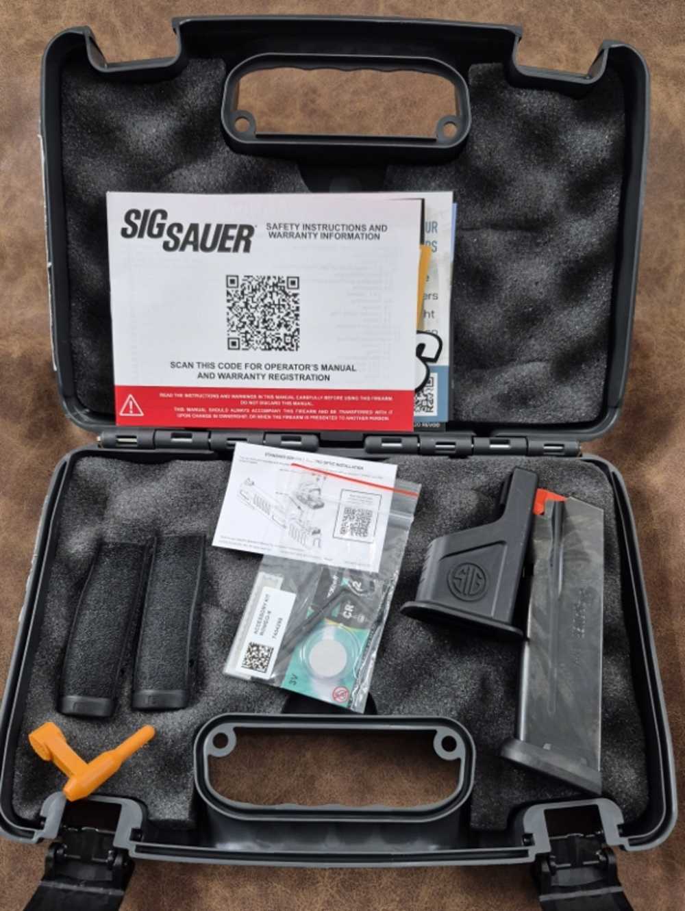 NIB SIG SAUER P365XCA COMP RXX 9MM 3.1" CASE-img-12