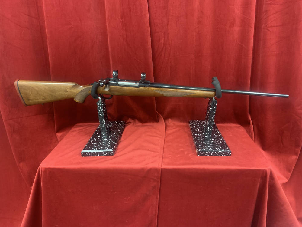 * RUGER M77 BOLT ACTION 30-06*-img-0