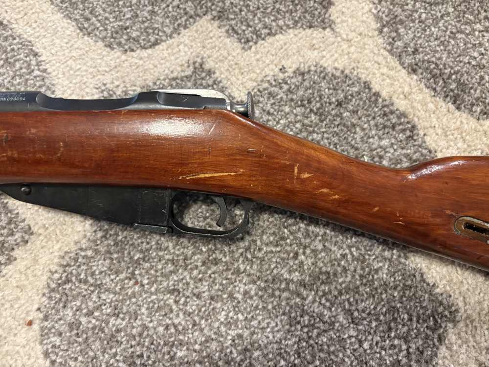 Stunning Russian Mosin Nagant 91/30 7.62x54R 1938 w/ number matching bayo-img-2