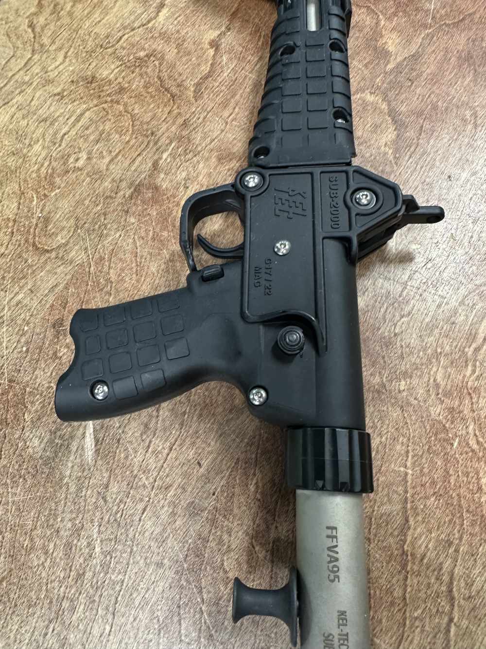 Kel-Tec Sub 2000 9mm Glk 17 mag-img-2
