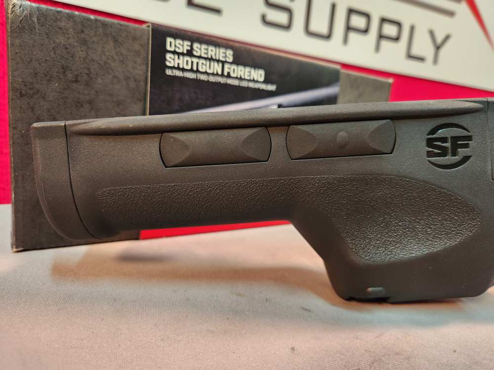 SUREFIRE DSF SERIES REMINGTON 870 LED WEAPONLIGHT NEW! PENNY AUCTION!-img-3