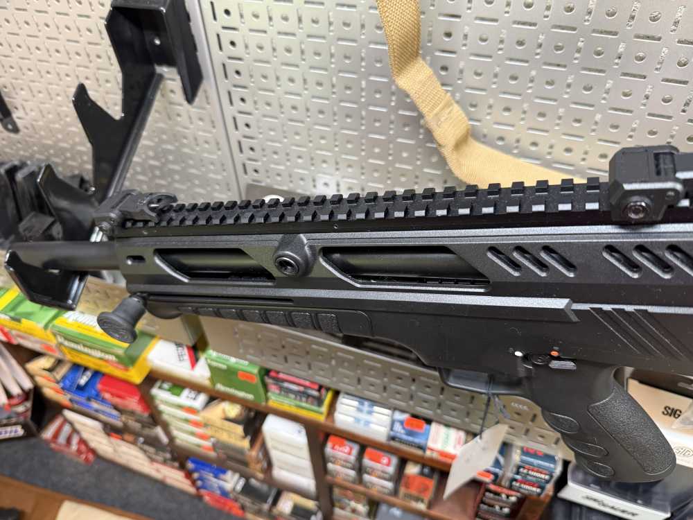 VRPB100 shotgun RIA imports 2 mags W box -img-9