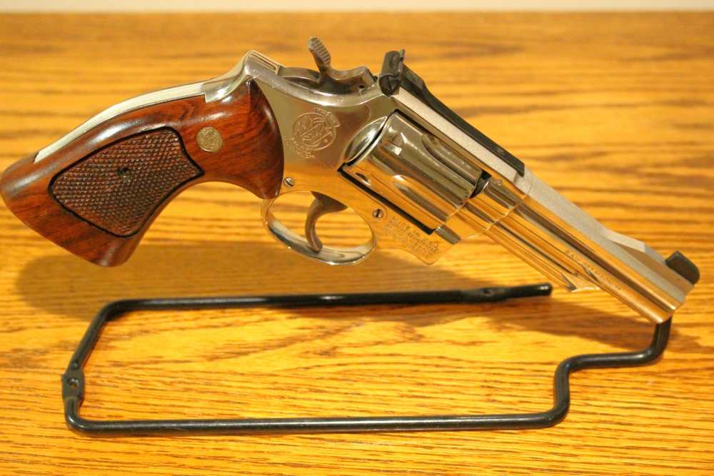 Smith & Wesson 19-3 4” .357 Nickel K-frame 3T’s, P&R 1974 VERY NICE-img-5