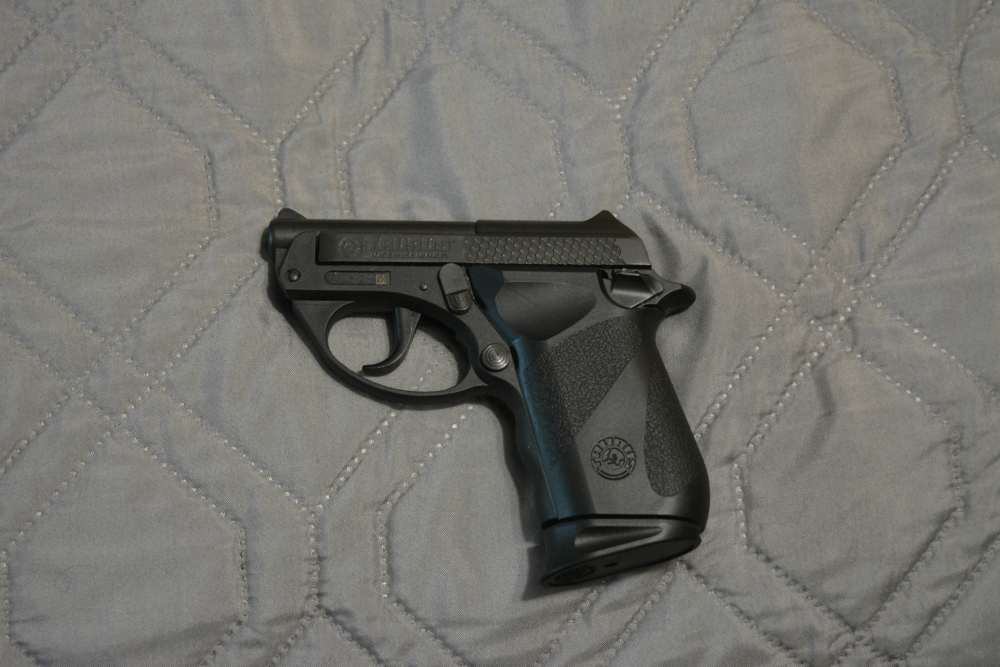 Taurus PT 22-img-2