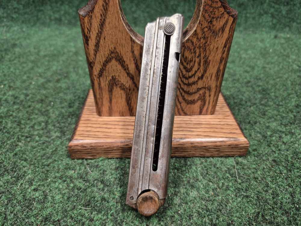 German Luger Magazine Wood Base PENNY START 0.01-img-2