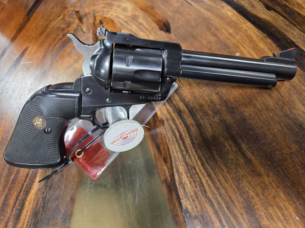 Ruger New Model Blackhawk 5.5" 45 Colt PENNY -img-15