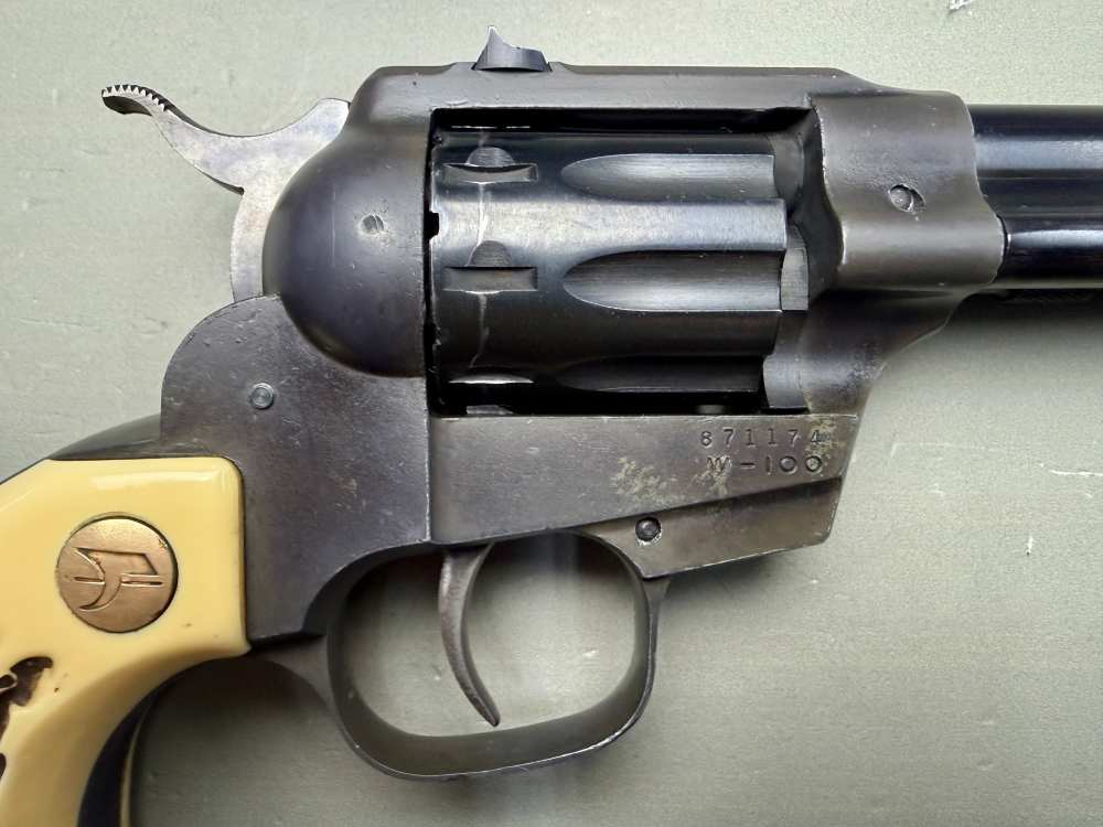 High Standard Double-Nine W-100 .22 Cal 9-Shot Revolver – Early Production-img-2