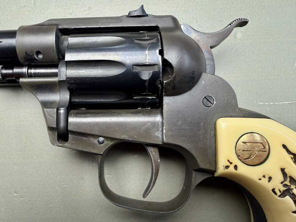 High Standard Double-Nine W-100 .22 Cal 9-Shot Revolver – Early Production-img-6