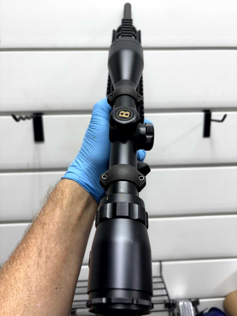 S&W - M&P15-22 with Bushnell Optic - very good condition!-img-11
