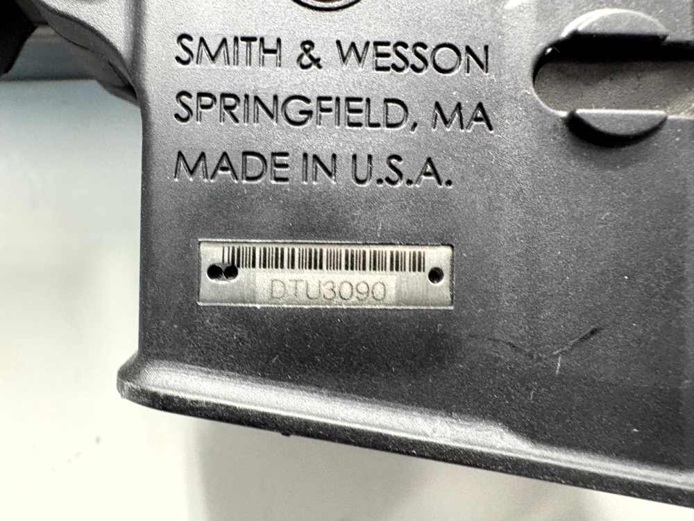 S&W - M&P15-22 with Bushnell Optic - very good condition!-img-10
