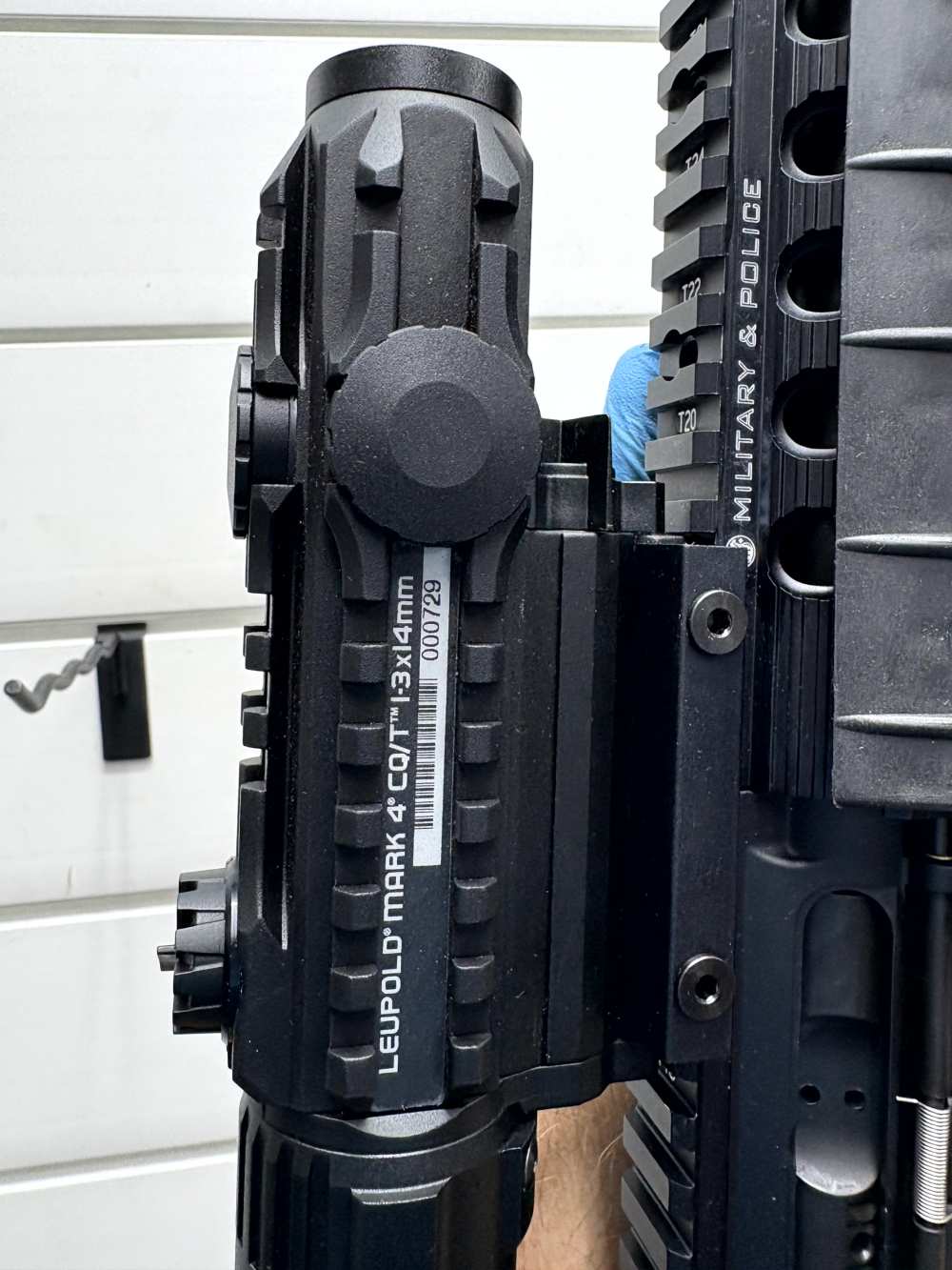 S&W M&P15 with Leupold Mark 4 CQ/T 1-3-14mm Optic - Very good condition!-img-11
