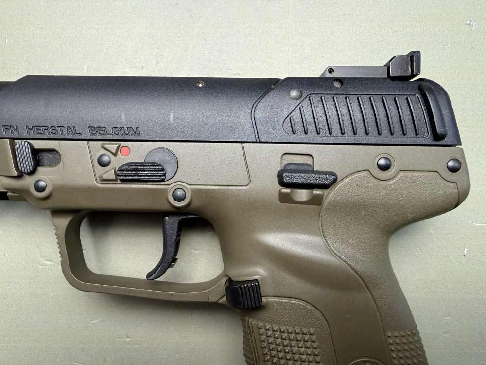FN Herstal / FNH USA Five-seveN USG-Pattern ODG – 5.7×28mm – Case & 2 Mags-img-9
