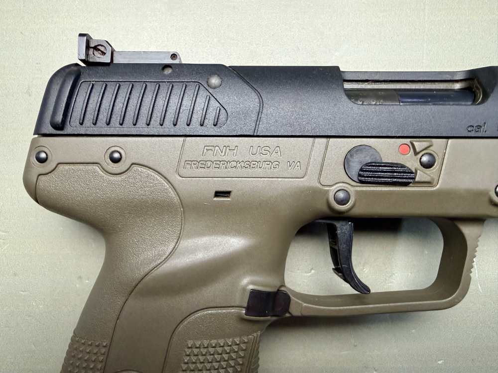 FN Herstal / FNH USA Five-seveN USG-Pattern ODG – 5.7×28mm – Case & 2 Mags-img-6