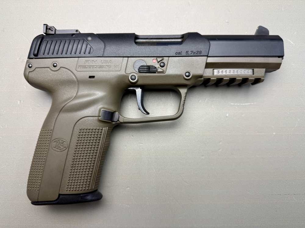 FN Herstal / FNH USA Five-seveN USG-Pattern ODG – 5.7×28mm – Case & 2 Mags-img-0