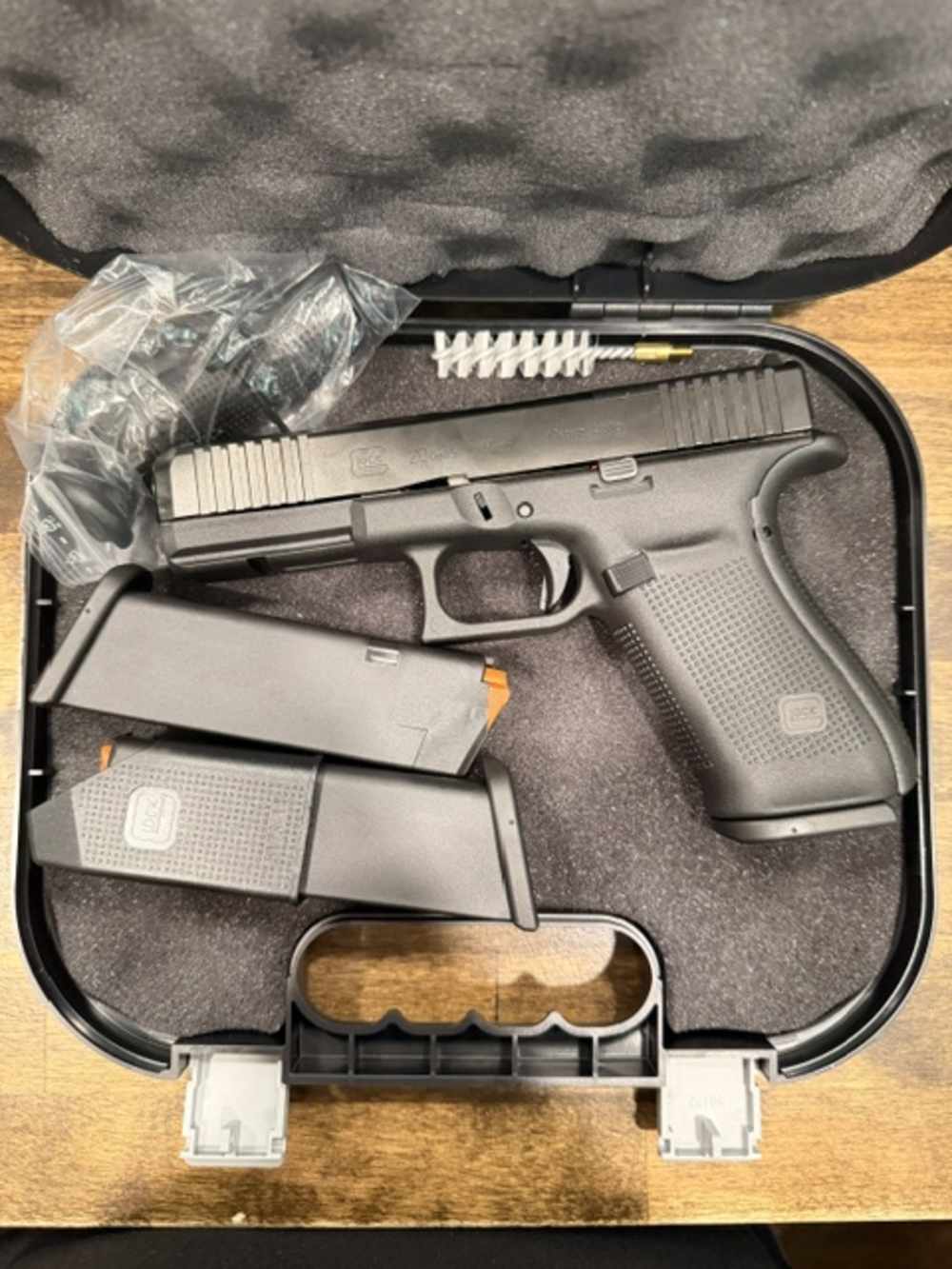 GLOCK 20 GEN 5 MOS 4.5”BBL 10MM PISTOL W/ 3 MAGS & CASE *NR*PENNY*-img-0