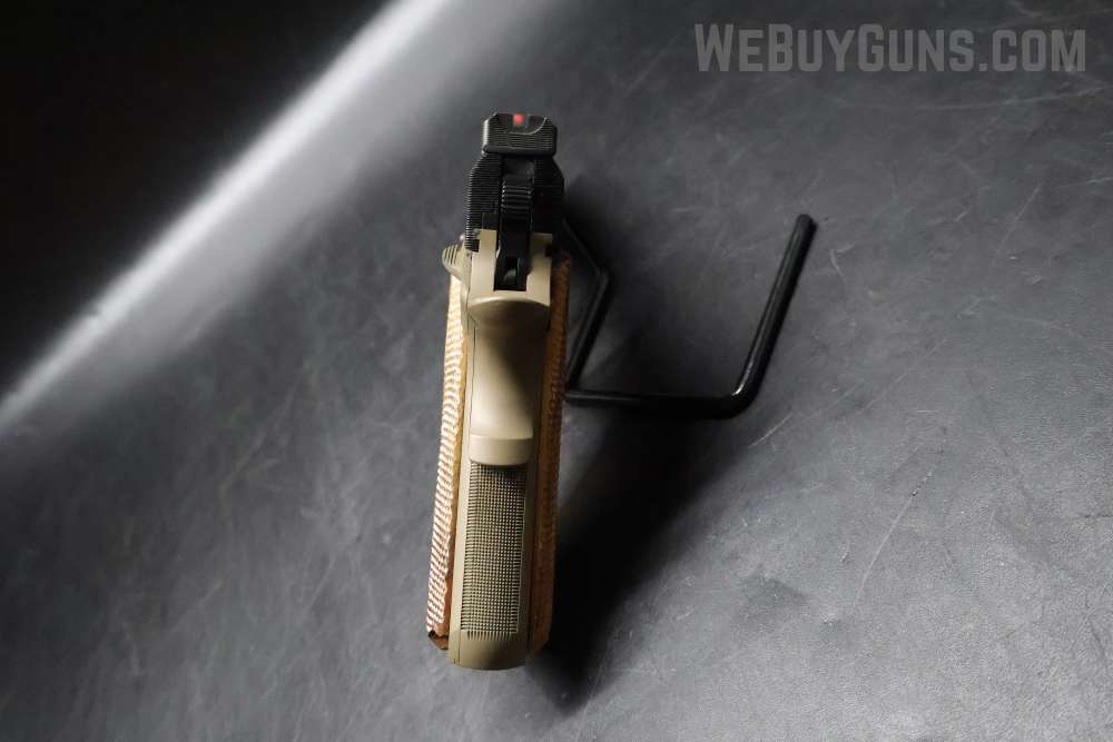 Wilson Combat Sentinel Professional Semi-Automatic Pistol 9mm Parabellum-img-12