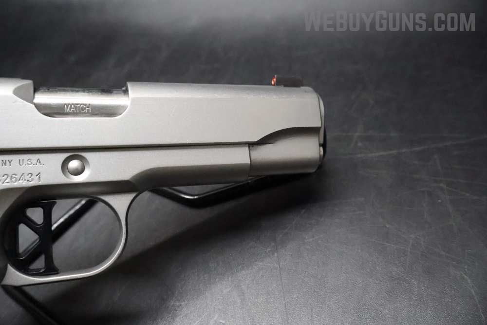 Dan Wesson Valor Semi-Automatic Pistol .45 ACP-img-3