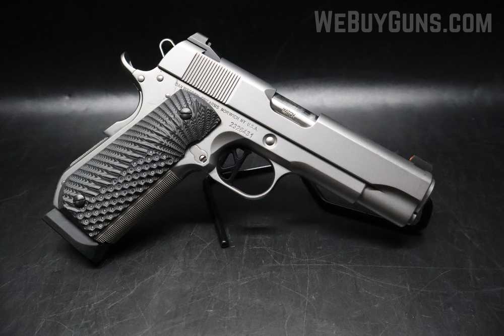 Dan Wesson Valor Semi-Automatic Pistol .45 ACP-img-2