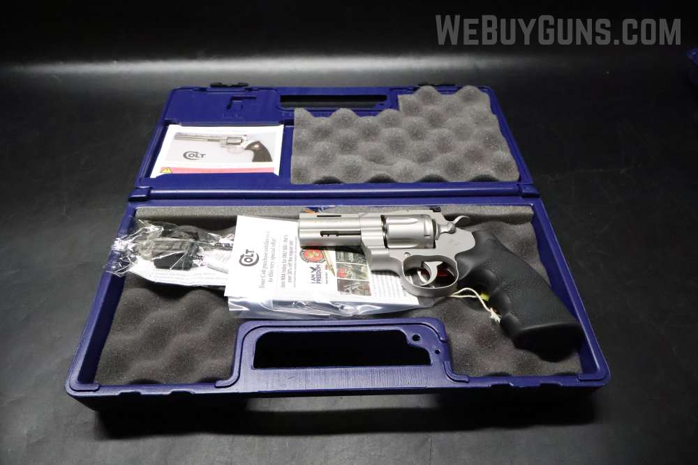 Colt Python Revolver .357 Magnum-img-19